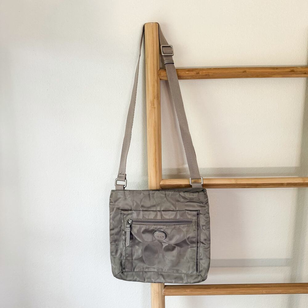 Coach Signature Nylon Crossbody Bag Gray Silver Zip Pocket Adjustable